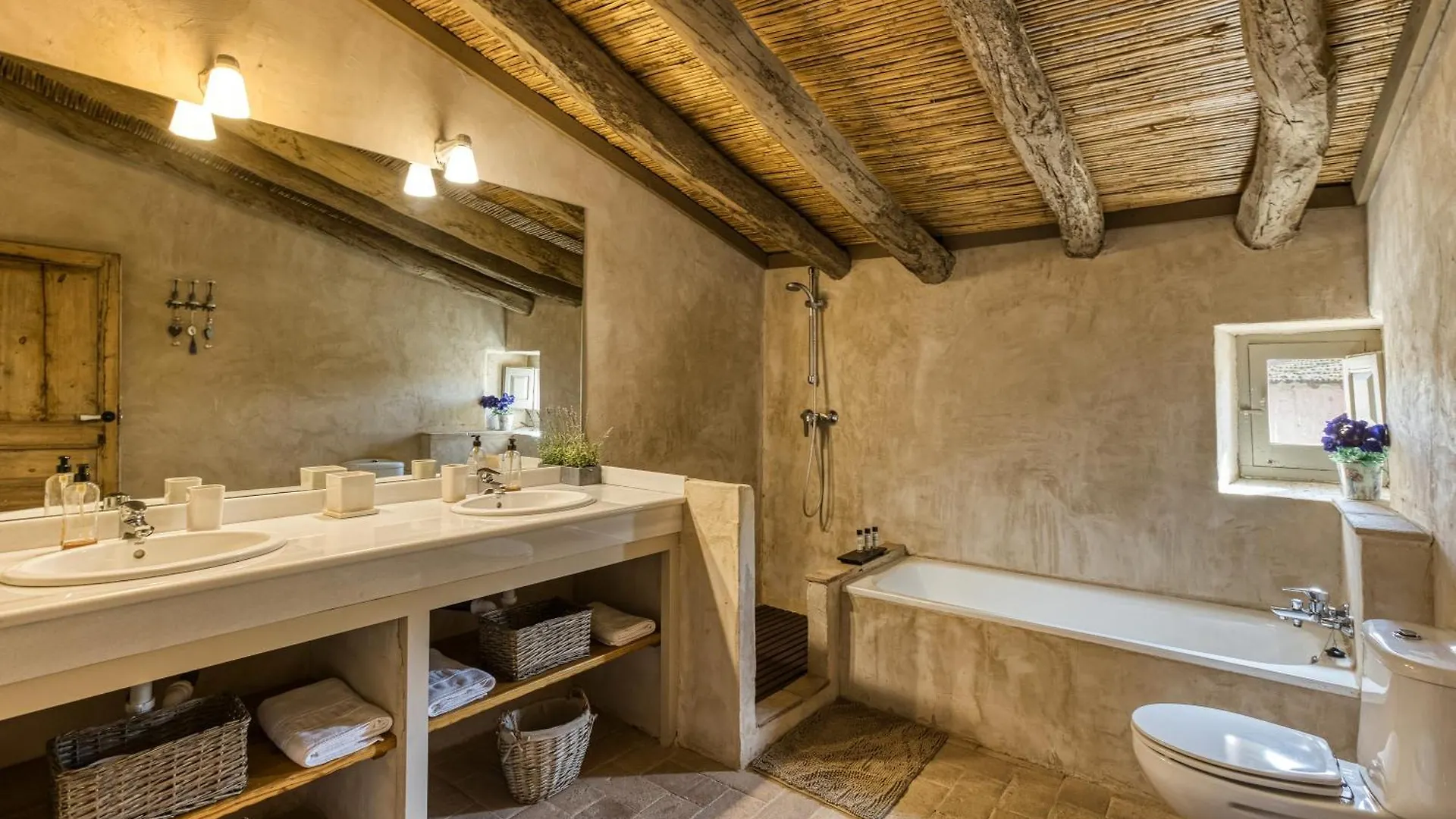 Riumors Charming Village House 0*,  إسبانيا